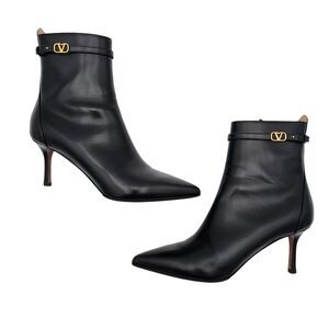 Valentino Garavani TanGo Ankle Boot Size 38 US 8 Black Leather VLogo Point Toe